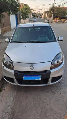 RENAULT SANDERO 1.6 EXPRESSION 8V FLEX 4P MANUAL RENAULT SANDERO 1.6 EXPRESSION 8V FLEX 4P MANUAL